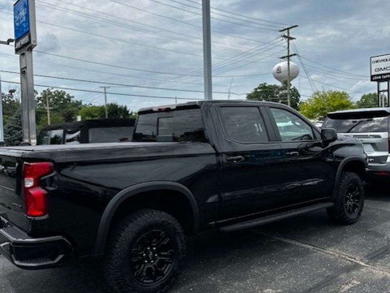 2024 Chevrolet Silverado 1500 ZR2 photo 4