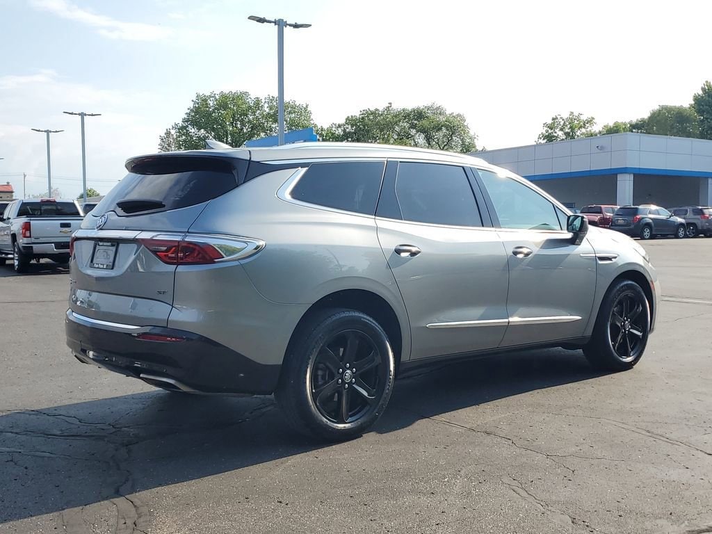 Used 2023 Buick Enclave Essence SUV