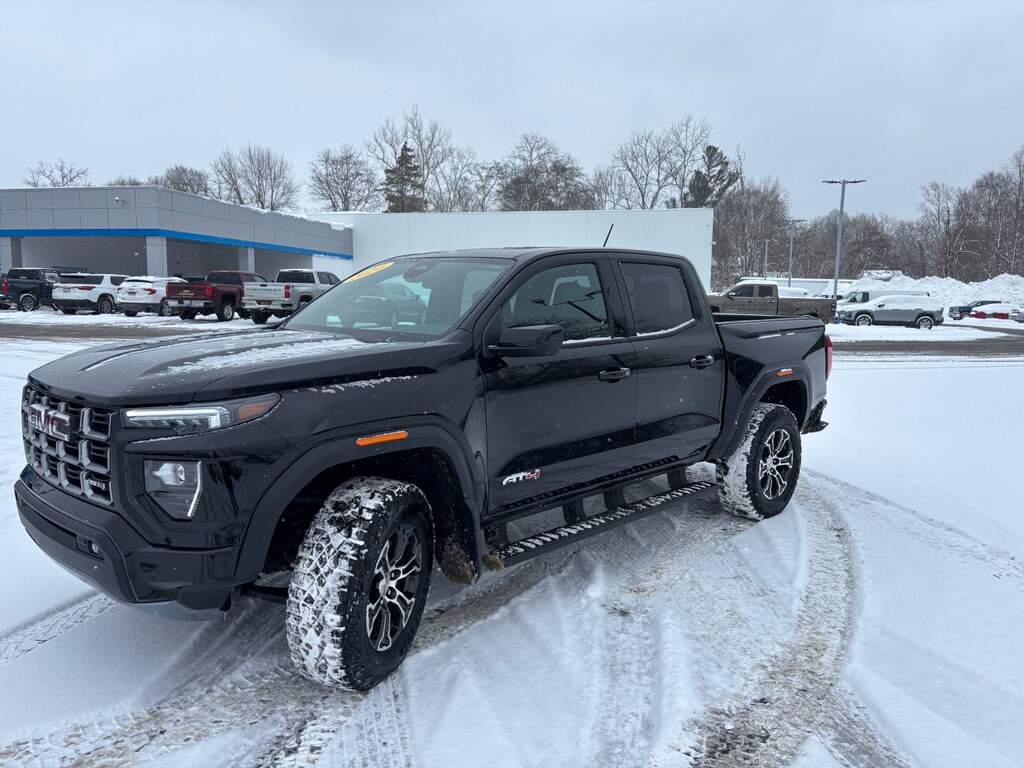 Used 2024 GMC Canyon AT4 Truck