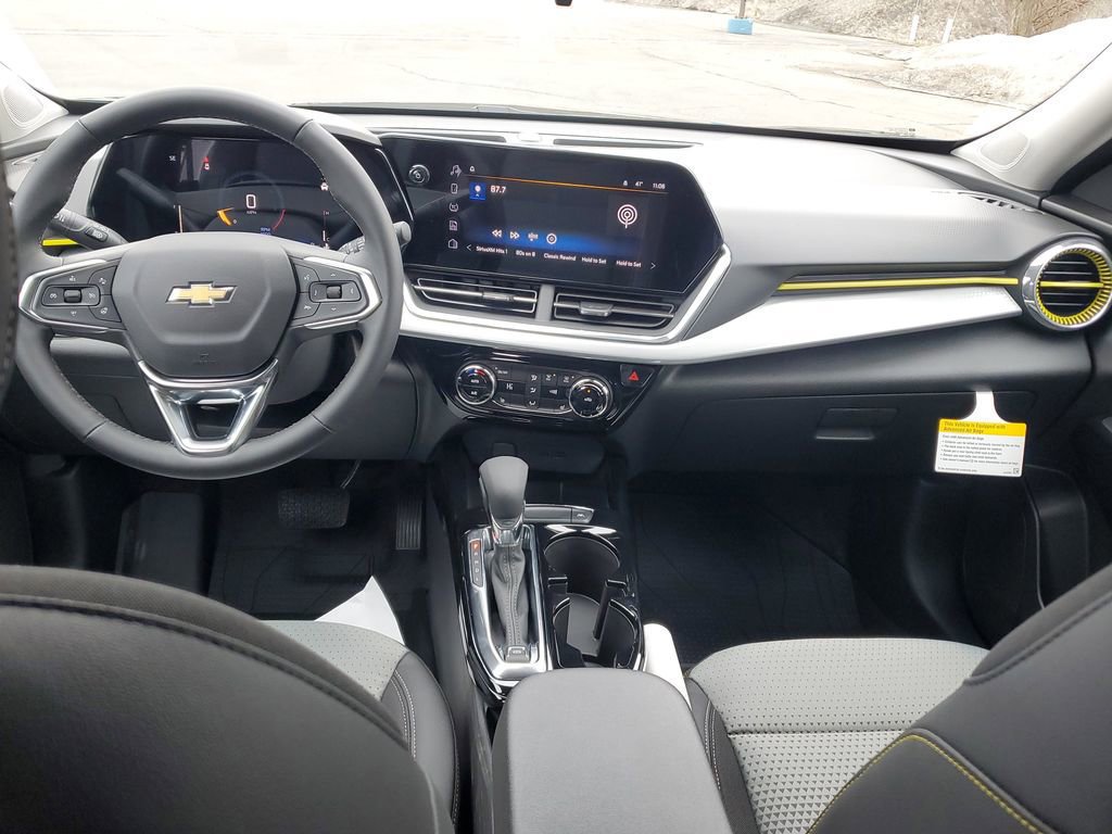 2026 Chevrolet Trax LT - Photo 16