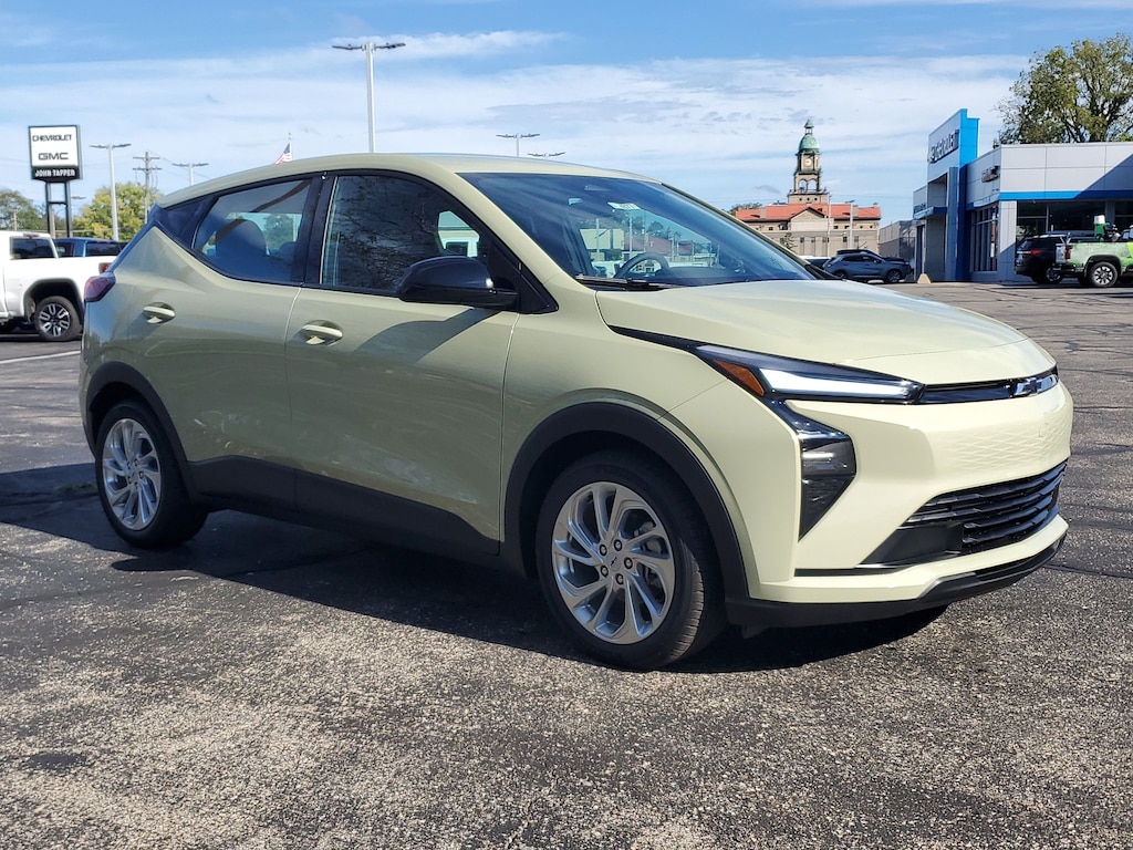 New 2027 Chevrolet Bolt LT SUV