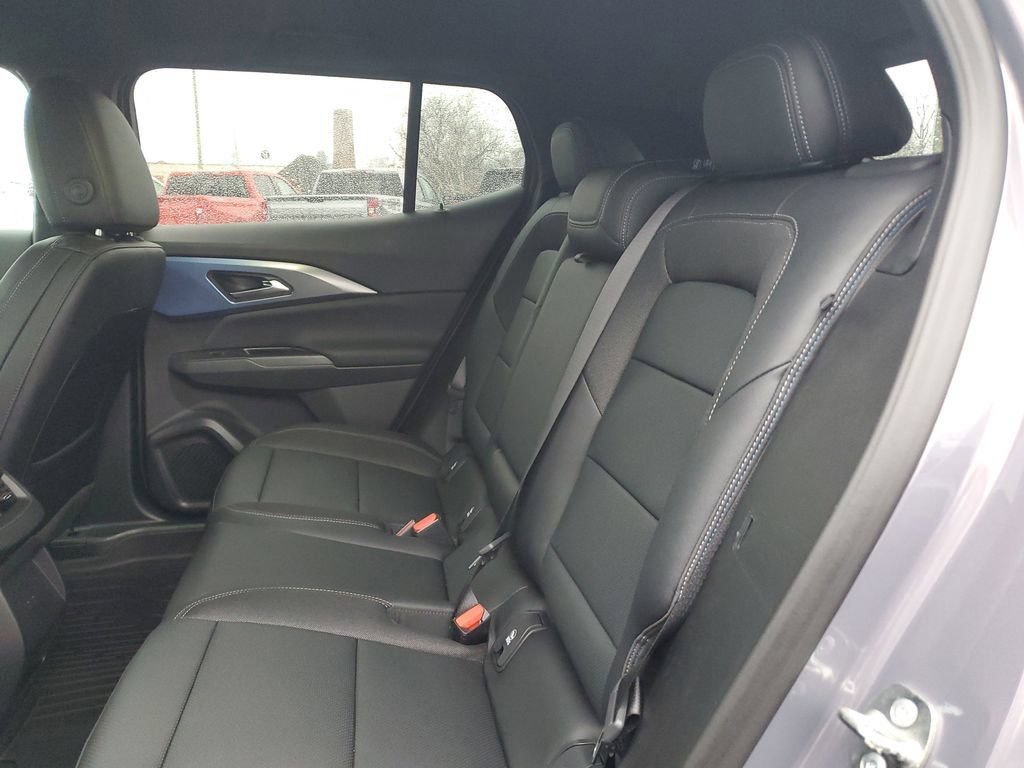 2026 Chevrolet Equinox EV 2LT - Photo 11