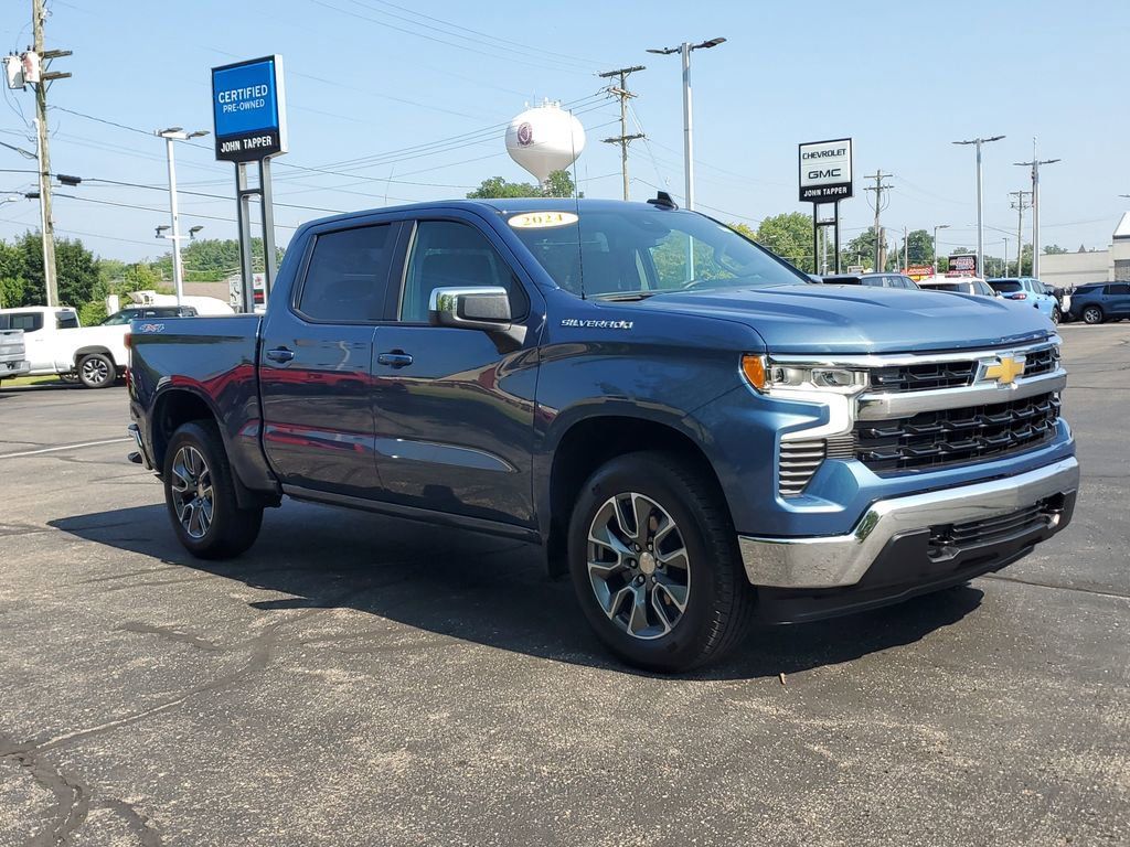 2024 Chevrolet Silverado 1500 LT photo 2