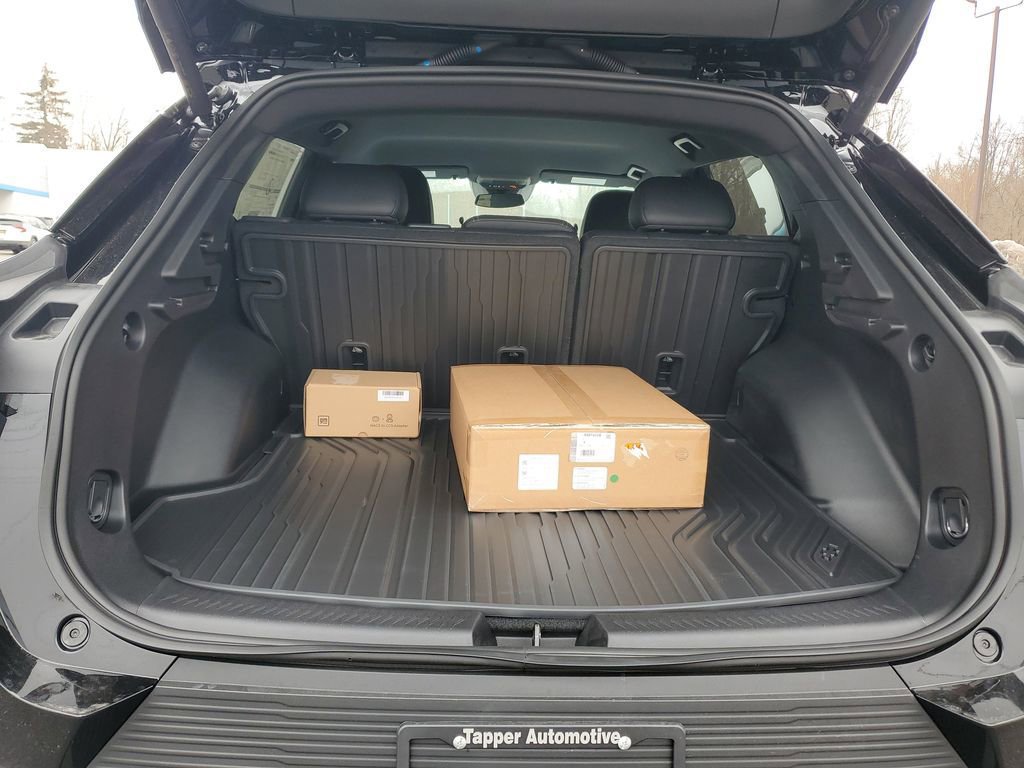 2026 Chevrolet Equinox EV 2LT - Photo 9
