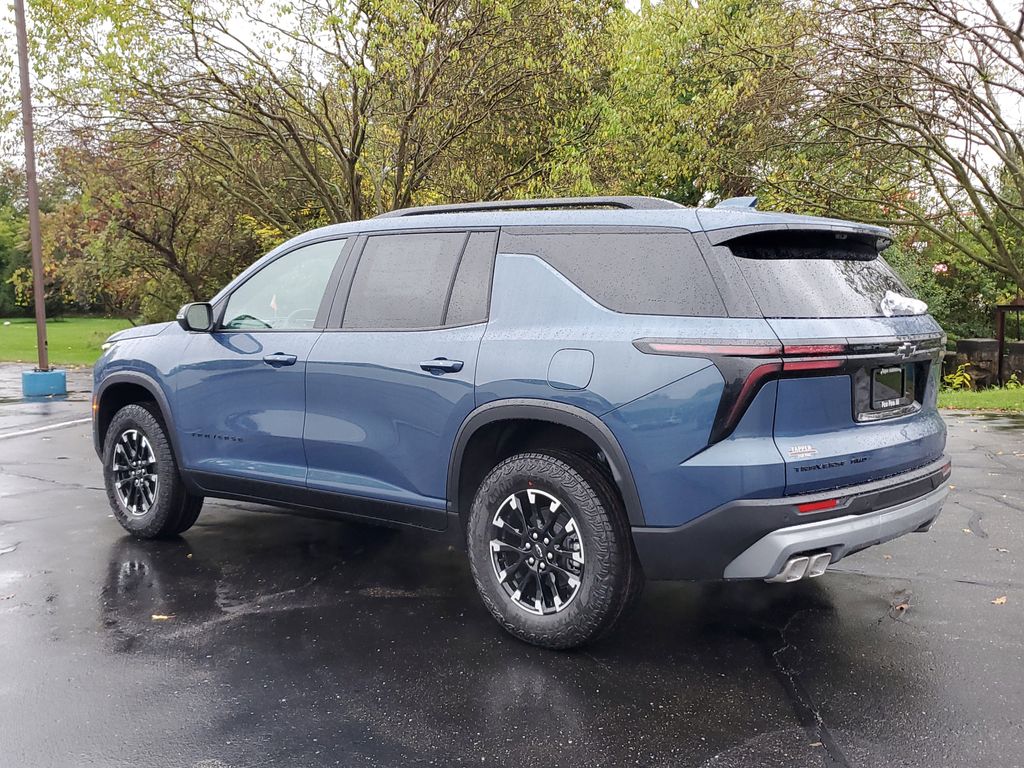 2026 Chevrolet Traverse Z71 photo 4