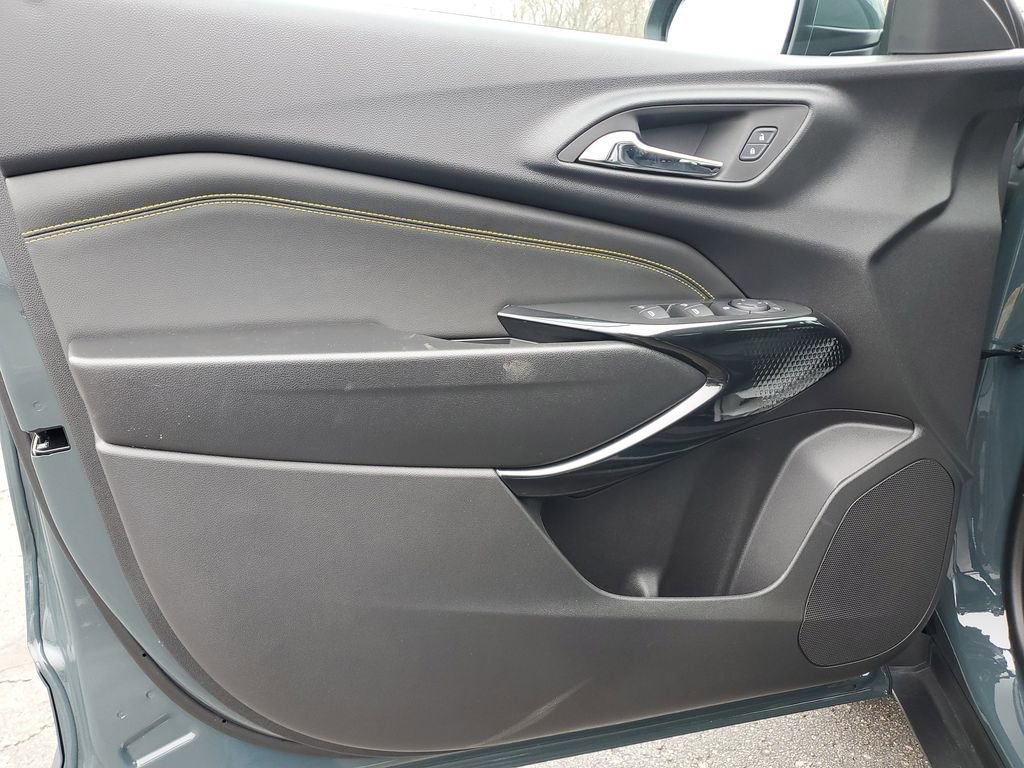 2026 Chevrolet Trax LT - Photo 18