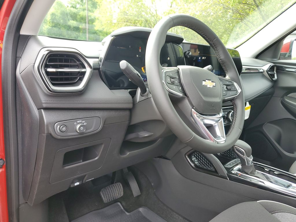 2026 Chevrolet Trailblazer LT - Photo 18