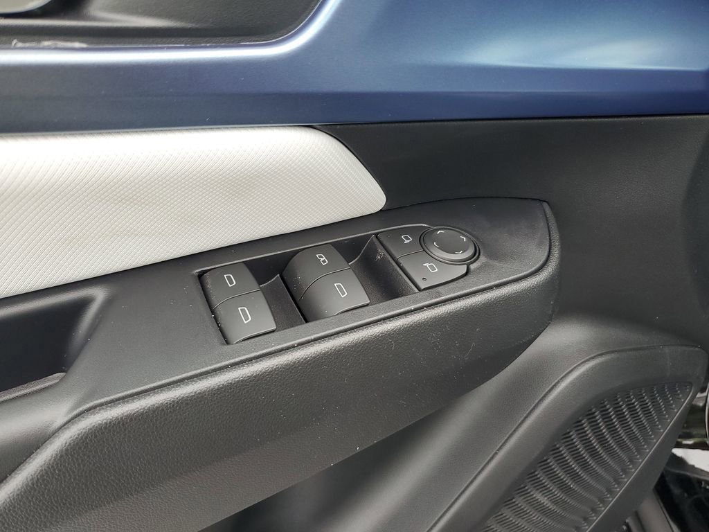 2026 Chevrolet Equinox EV 2LT - Photo 17