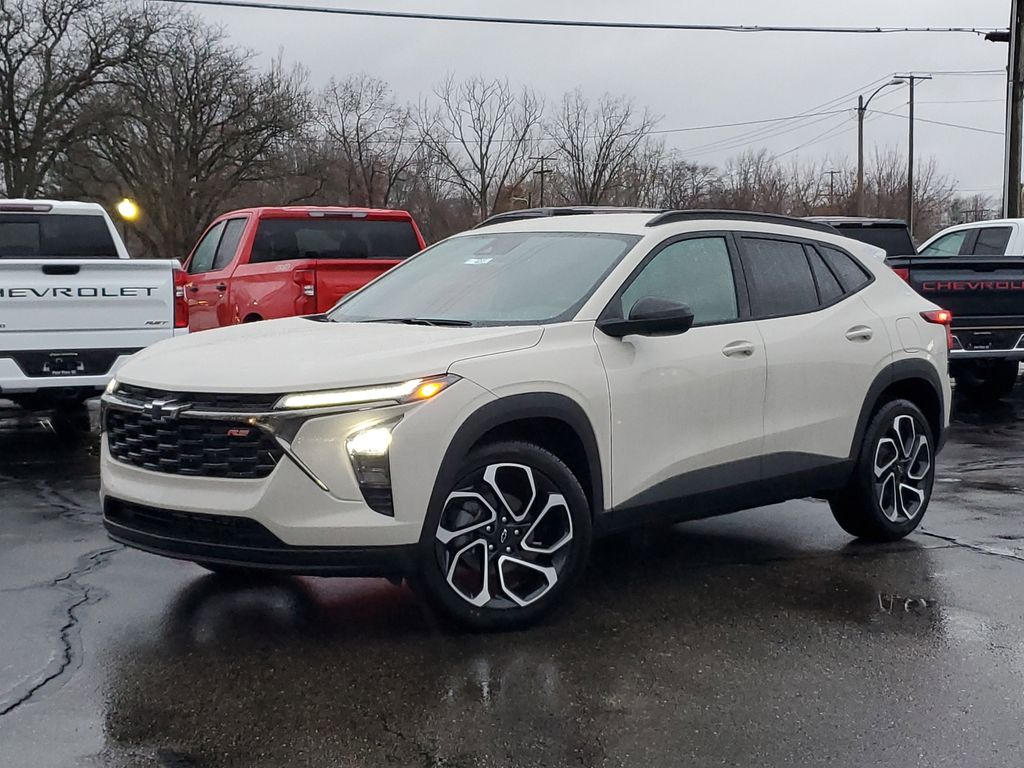 2026 Chevrolet Trax RS's photo