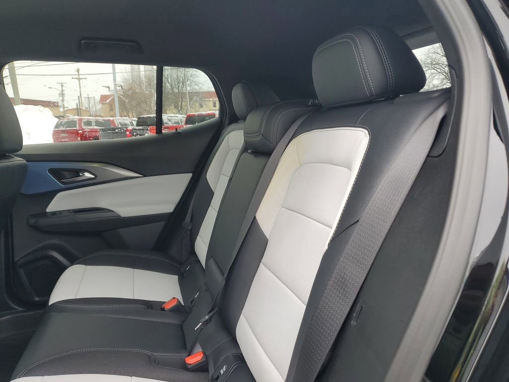 2026 Chevrolet Equinox EV 2LT - Photo 11