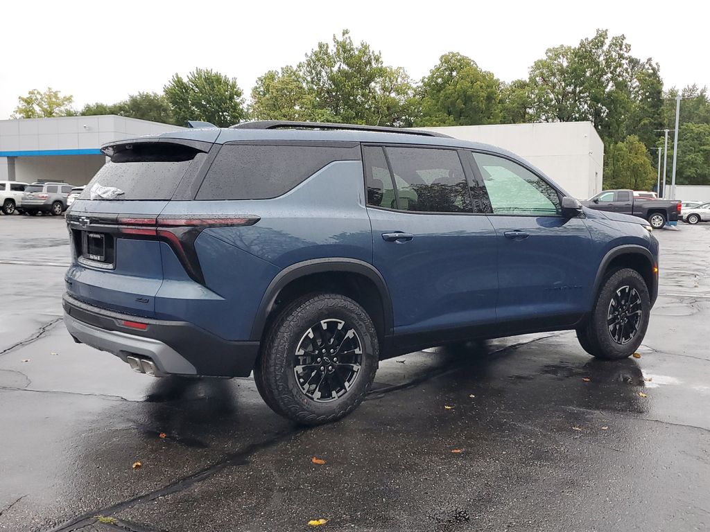 2026 Chevrolet Traverse Z71 photo 3