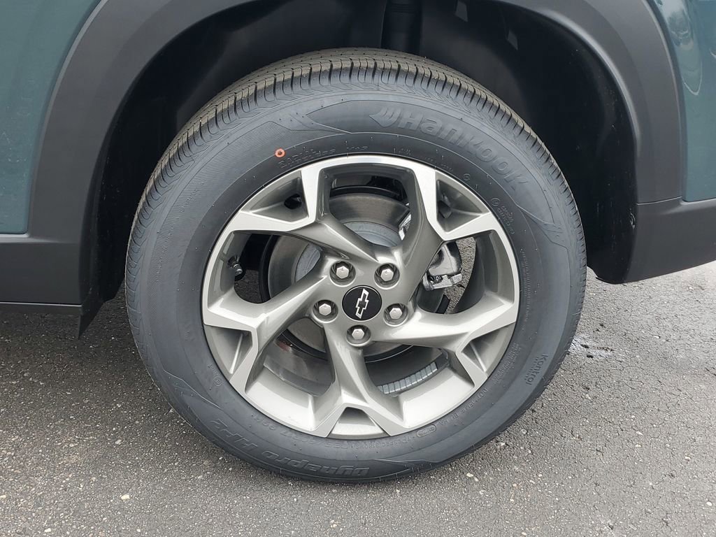 2026 Chevrolet Trax LT - Photo 12