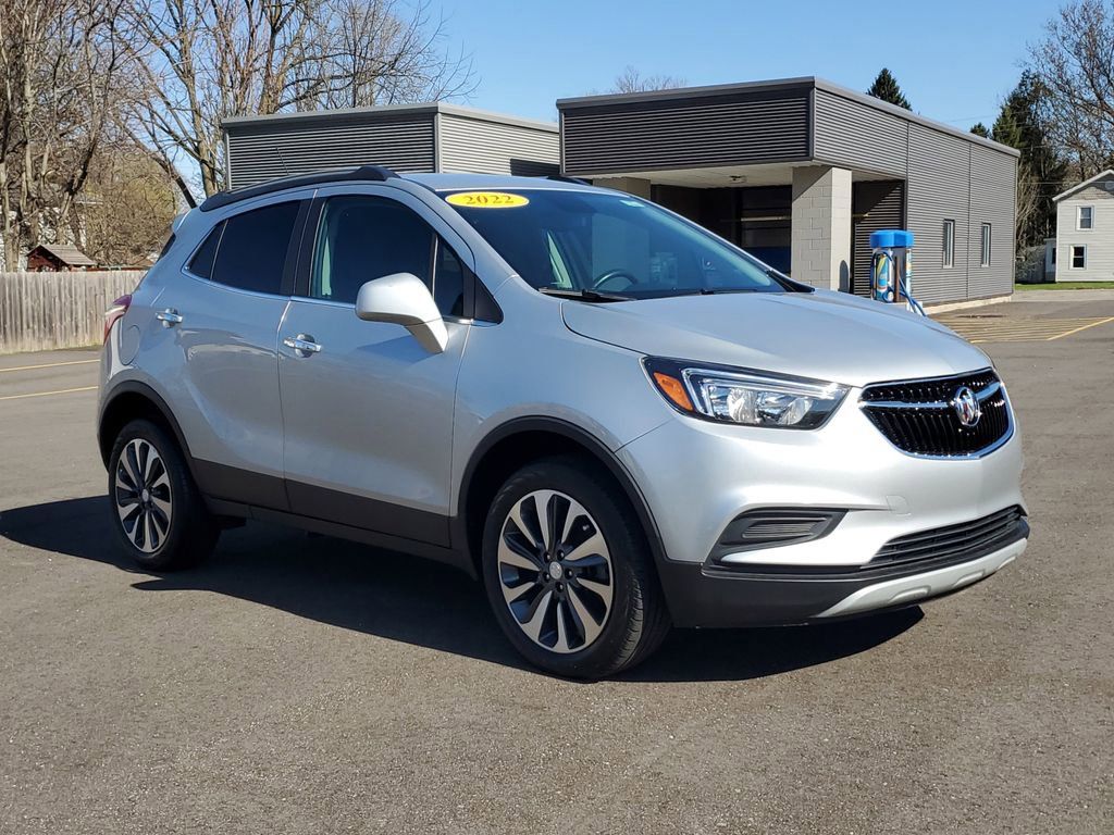 Used 2022 Buick Encore Preferred with VIN KL4CJESM5NB549397 for sale in Paw, MI
