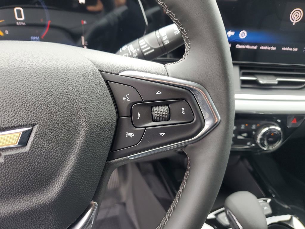 2026 Chevrolet Trax LT - Photo 25
