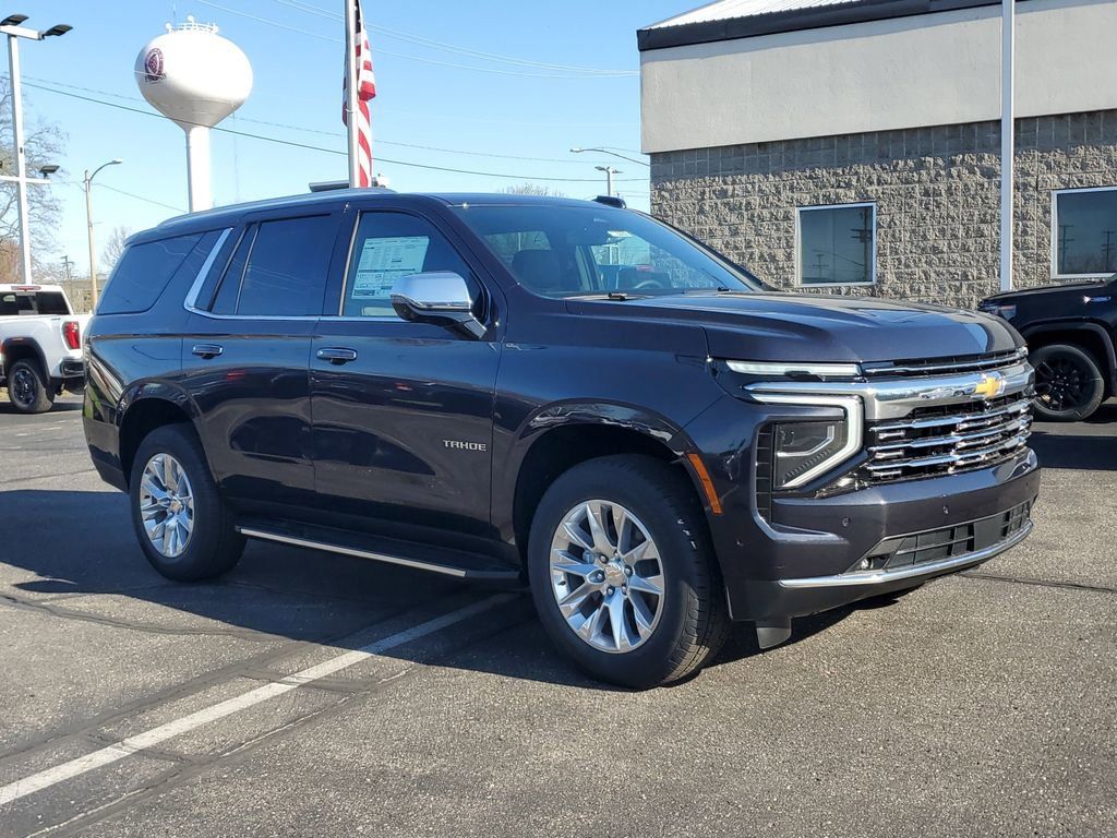 2025 Chevrolet Tahoe Premier photo 2
