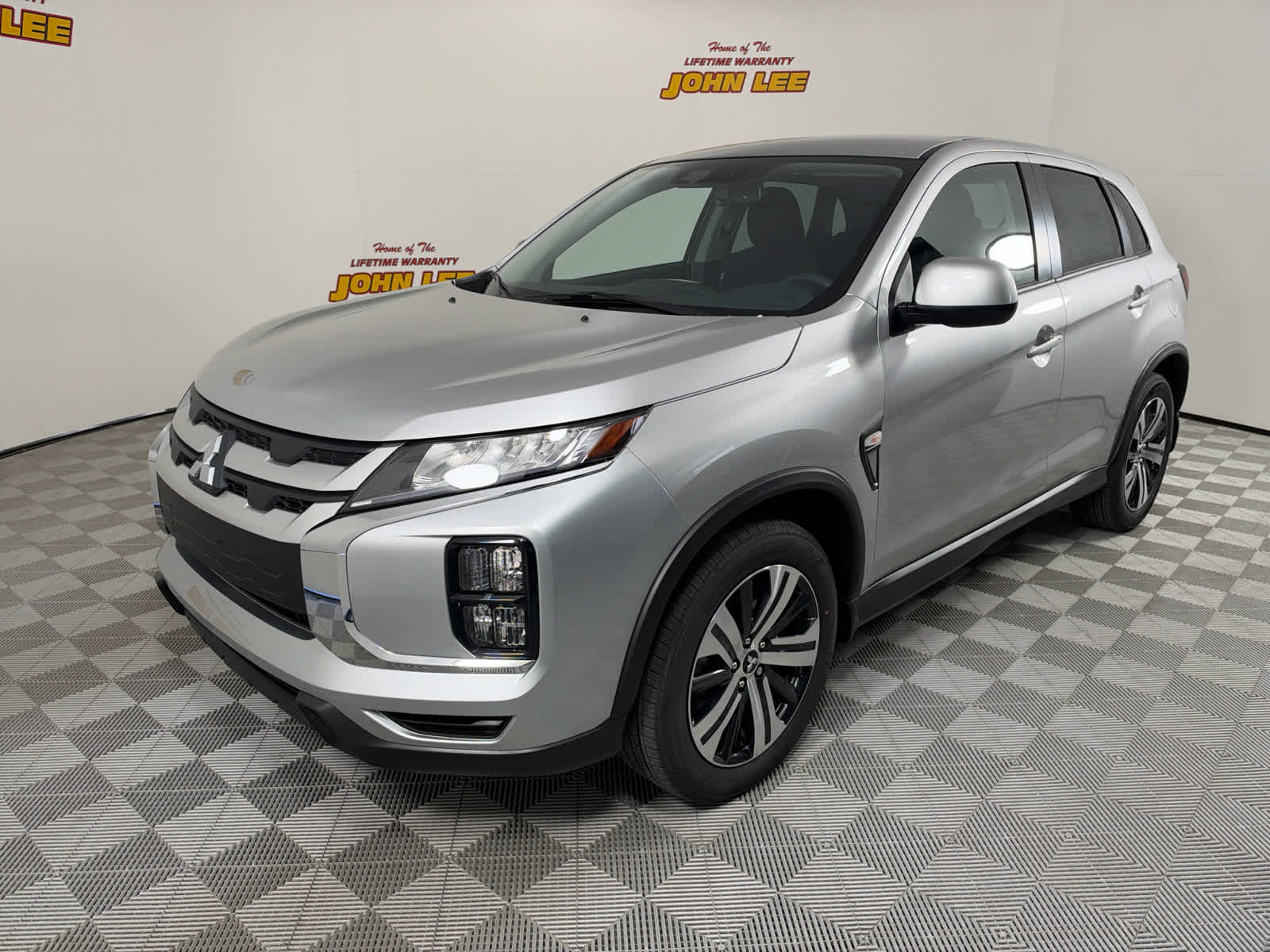 2027 Mitsubishi Outlander Sport ES