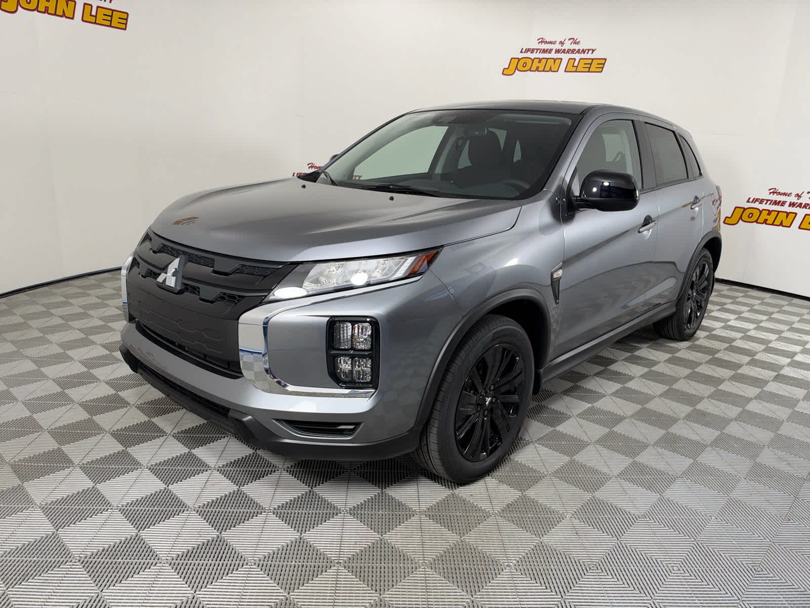 2027 Mitsubishi Outlander Sport LE