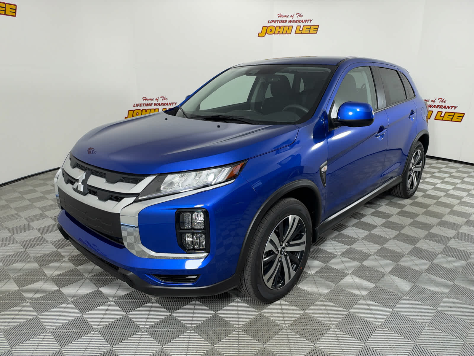 2027 Mitsubishi Outlander Sport ES