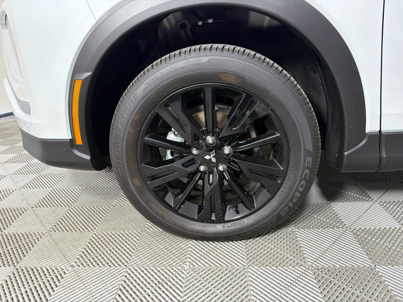 2026 Mitsubishi Eclipse Cross LE - Photo 10