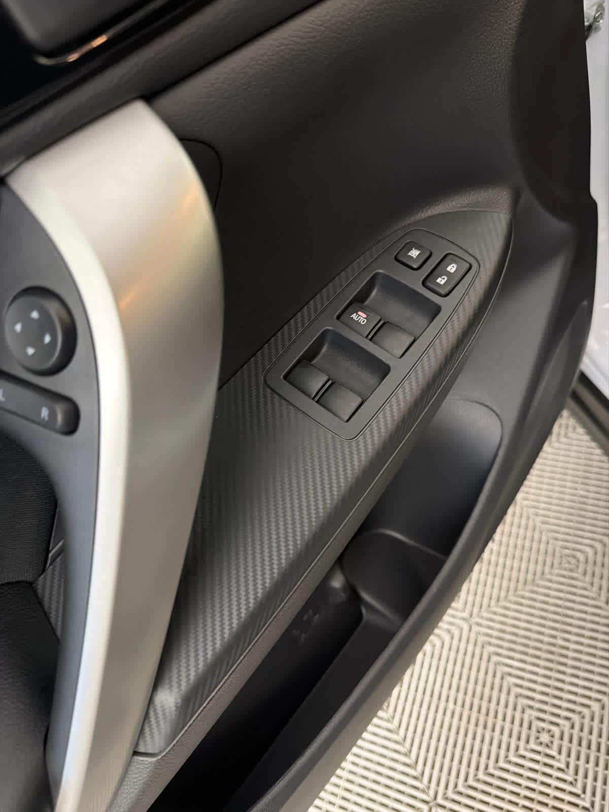 2026 Mitsubishi Eclipse Cross LE - Photo 22