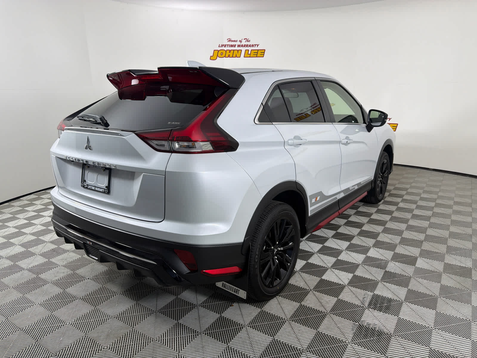 2026 Mitsubishi Eclipse Cross LE - Photo 6