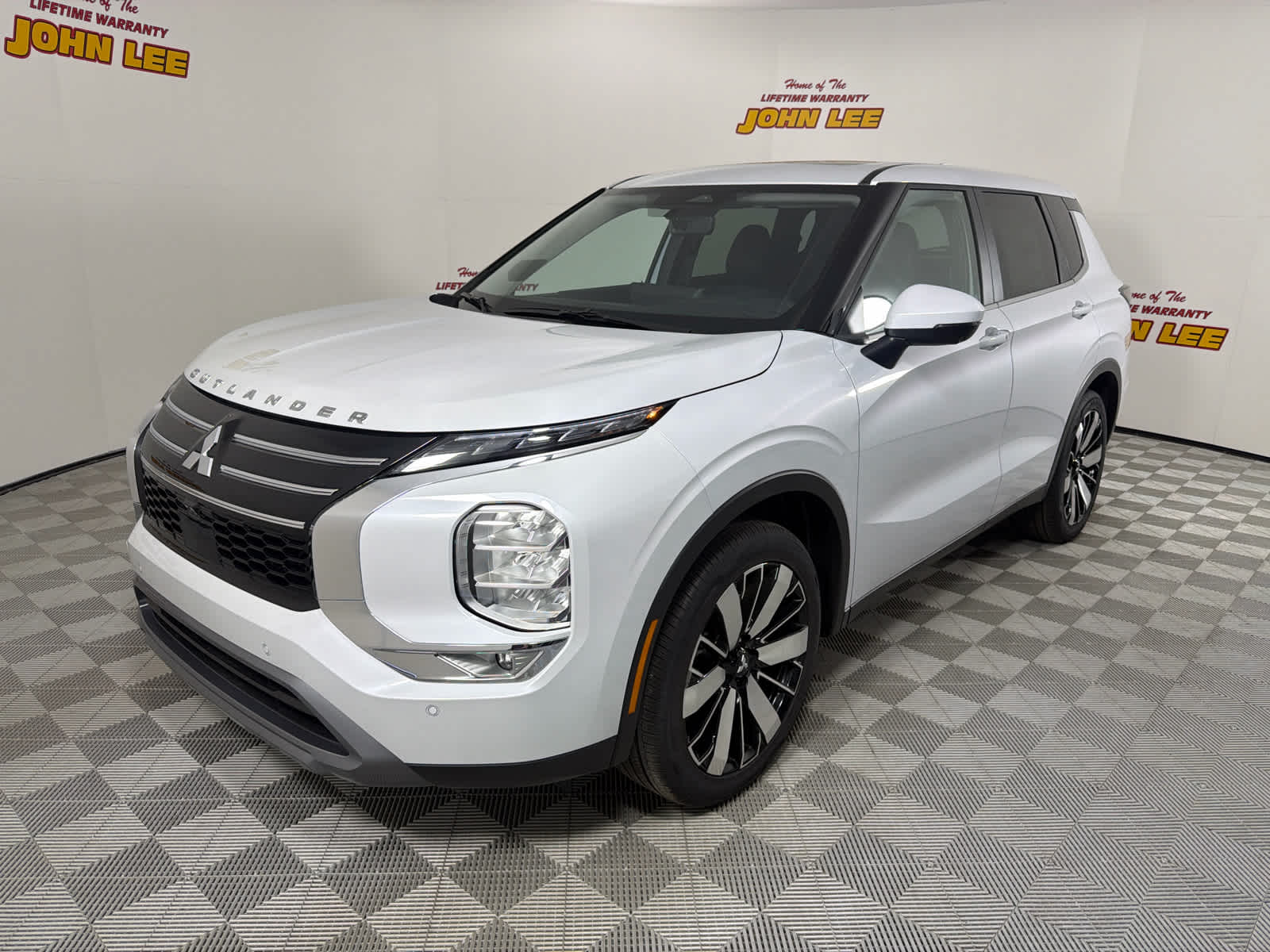 2026 Mitsubishi Outlander