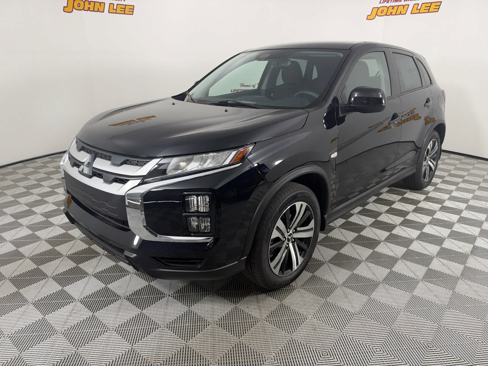 2027 Mitsubishi Outlander Sport ES