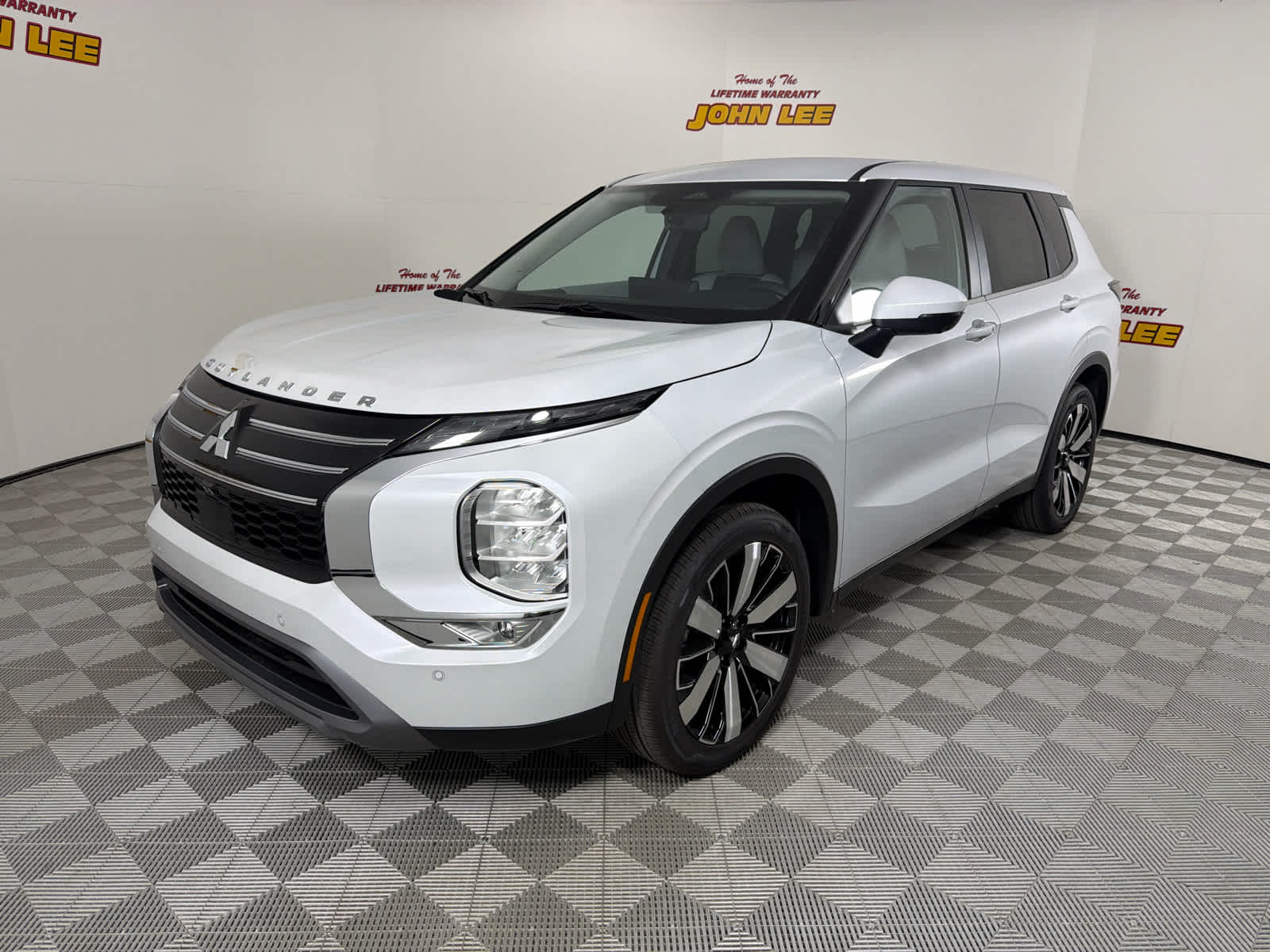 2026 Mitsubishi Outlander