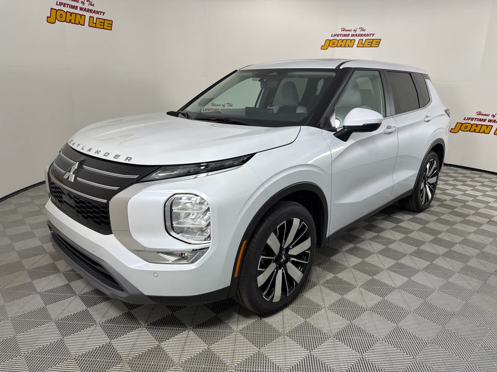 2026 Mitsubishi Outlander