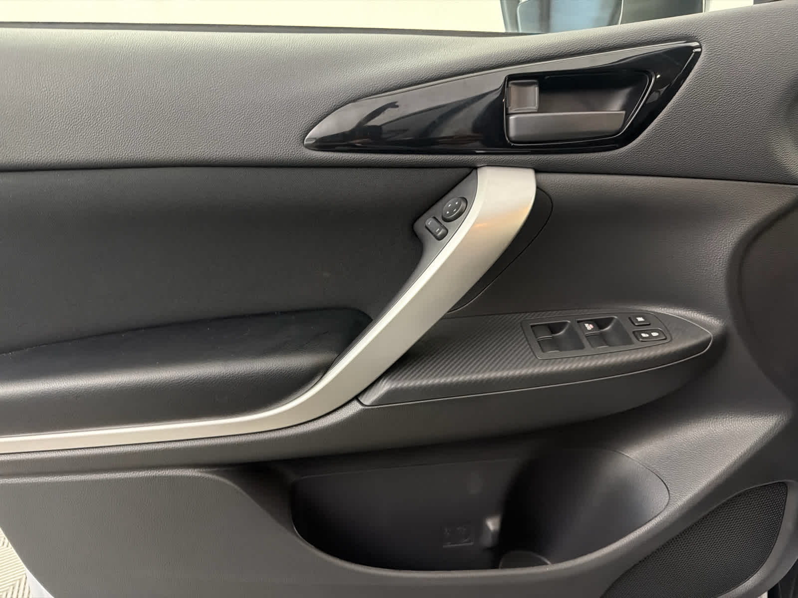 2026 Mitsubishi Eclipse Cross LE - Photo 21