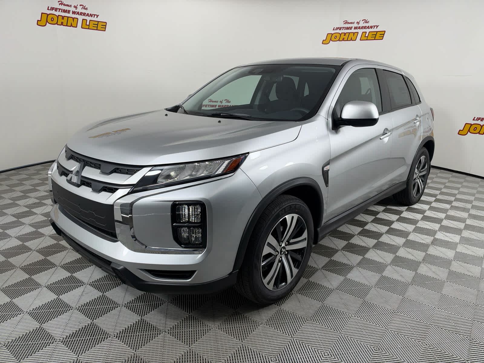 2027 Mitsubishi Outlander Sport ES