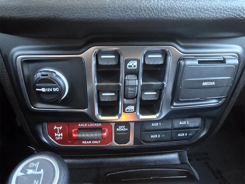 Thumbnail: 2026 Jeep Wrangler - 16