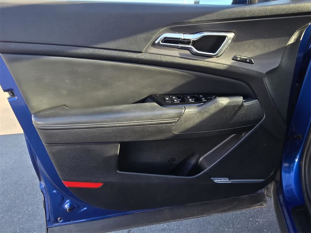 Thumbnail: 2023 Kia Sportage - 14