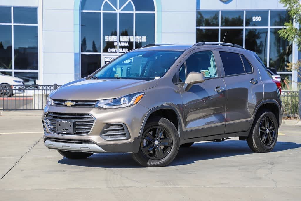 Used 2021 Chevrolet Trax LT with VIN KL7CJPSB3MB350490 for sale in Yuba City, CA