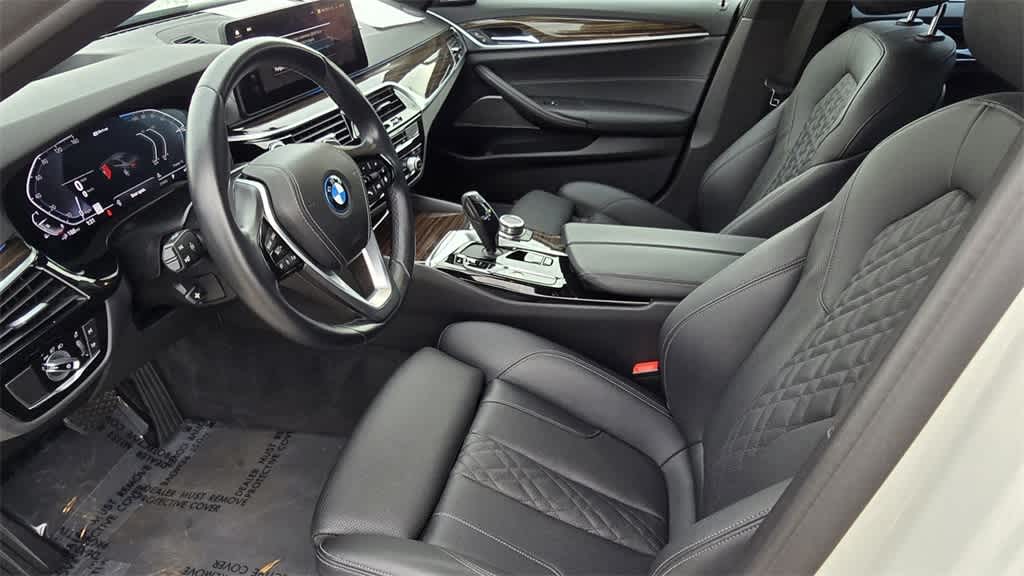 Thumbnail: 2022 BMW 5 Series - 15