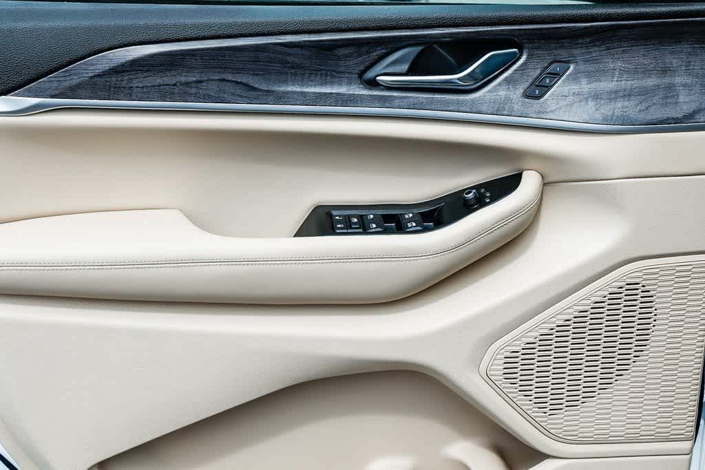 Thumbnail: 2025 Jeep Grand Cherokee - 21