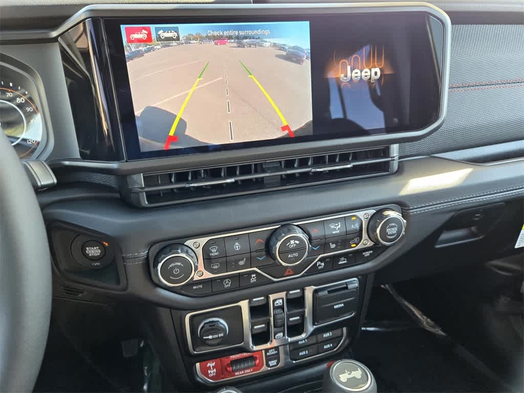 Thumbnail: 2025 Jeep Wrangler - 18