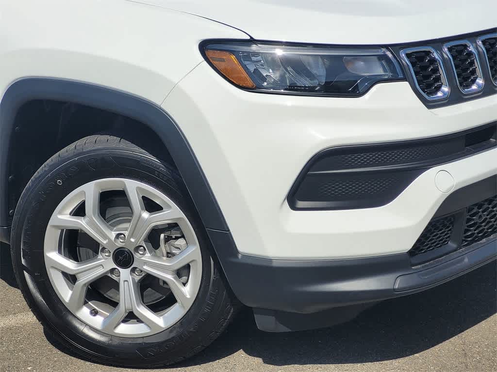 Thumbnail: 2025 Jeep Compass - 9