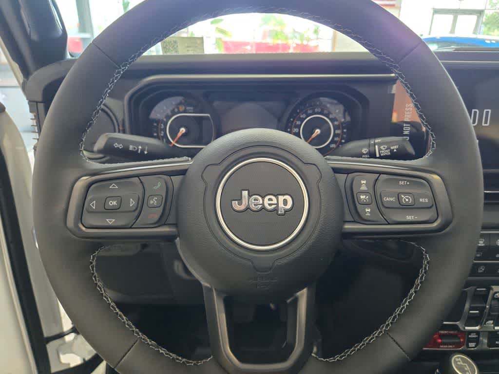 Thumbnail: 2026 Jeep Gladiator - 22