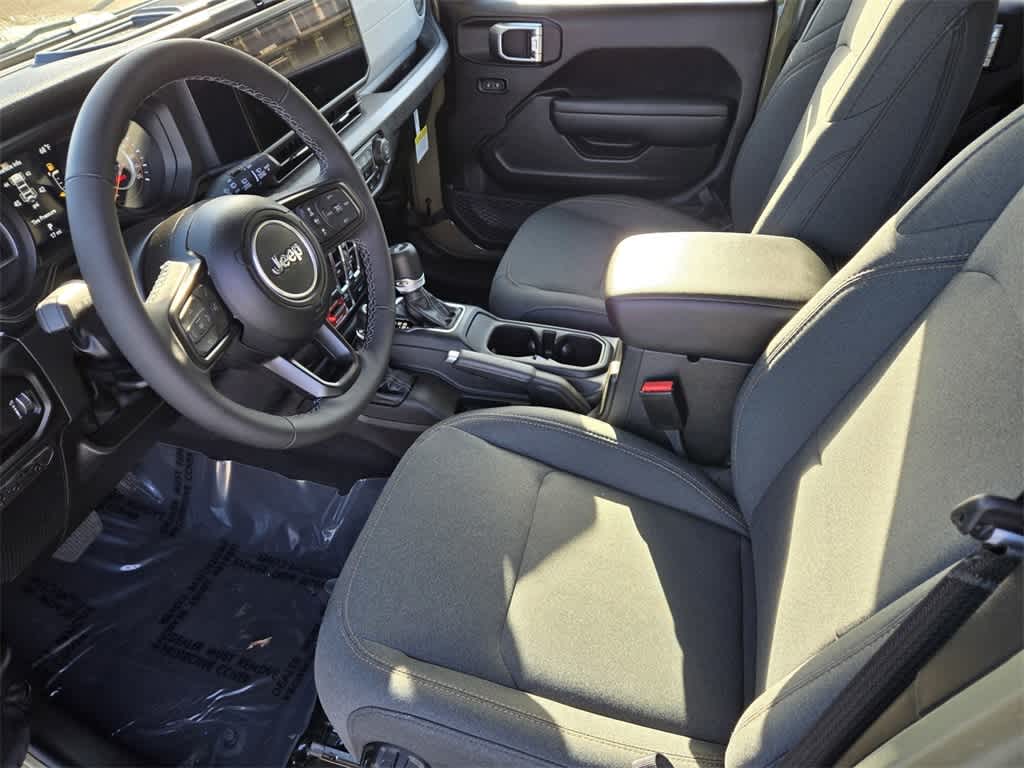 Thumbnail: 2026 Jeep Wrangler - 15