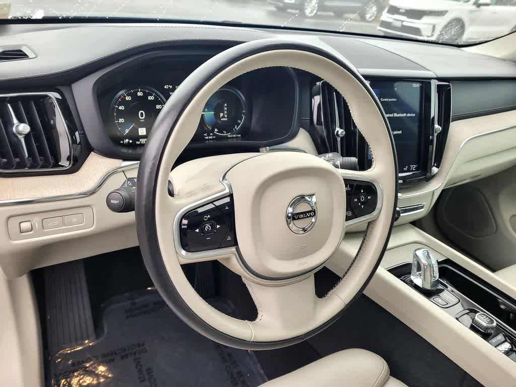 Thumbnail: 2018 Volvo XC60 - 9