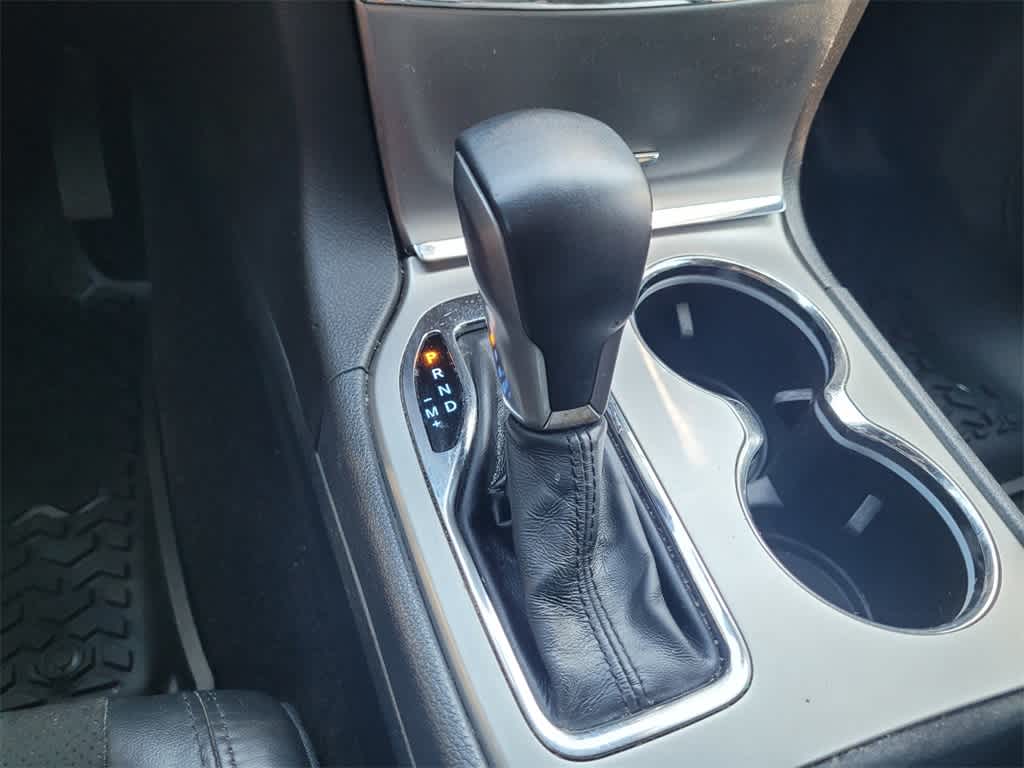 Thumbnail: 2019 Jeep Grand Cherokee - 16