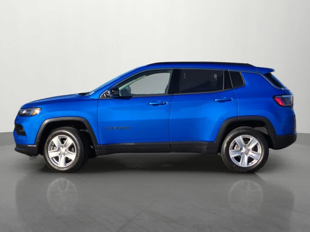 Thumbnail: 2022 Jeep Compass - 3
