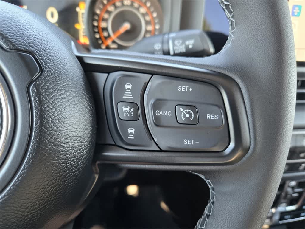 Thumbnail: 2025 Jeep Gladiator - 20