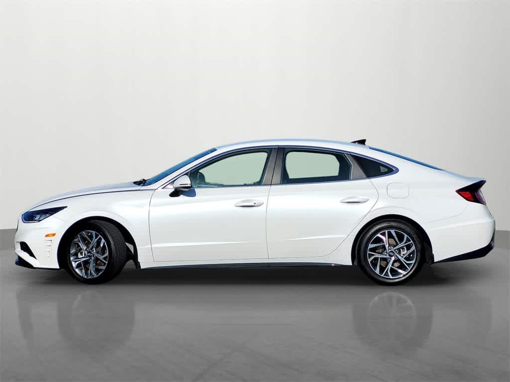 Thumbnail: 2022 Hyundai Sonata - 3