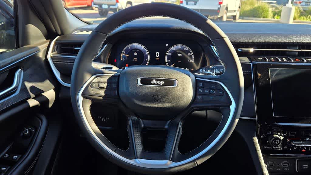 Thumbnail: 2025 Jeep Grand Cherokee - 12