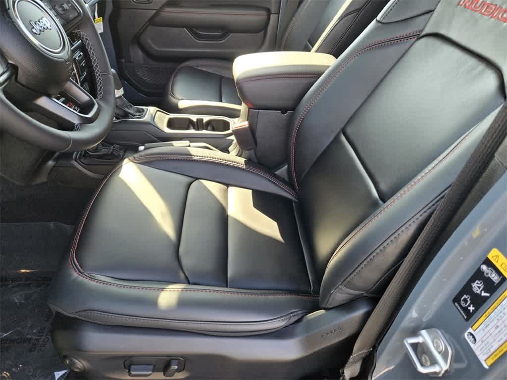 Thumbnail: 2025 Jeep Wrangler - 13