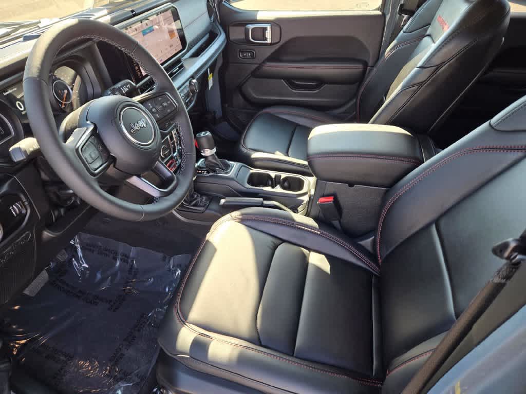 2025 Jeep Wrangler 4-Door Rubicon - Photo 15