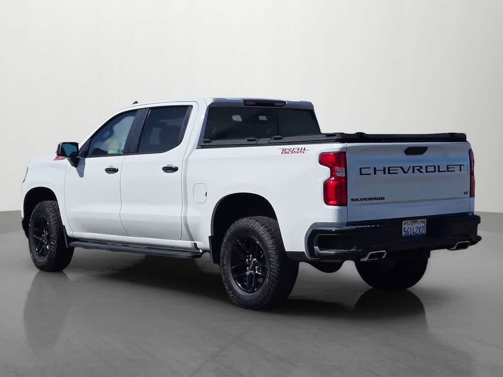 Thumbnail: 2020 Chevrolet Silverado 1500 - 4