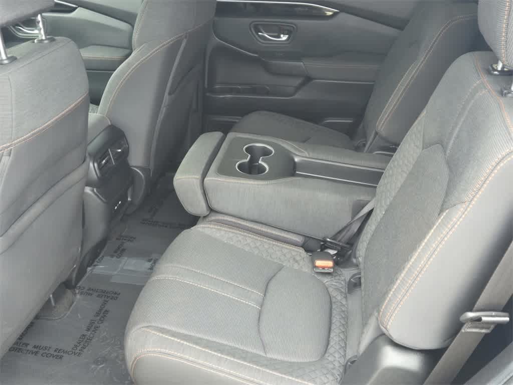 Thumbnail: 2024 Honda Pilot - 14